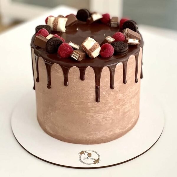 Chocolate Drip Cake